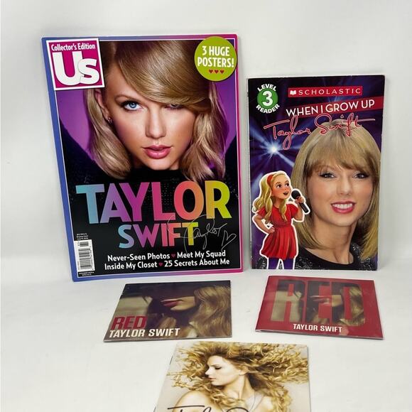 TAYLOR SWIFT- BUNDLE Women’s T-Shirt, Magazine, Book & CD - Picture 6 of 6